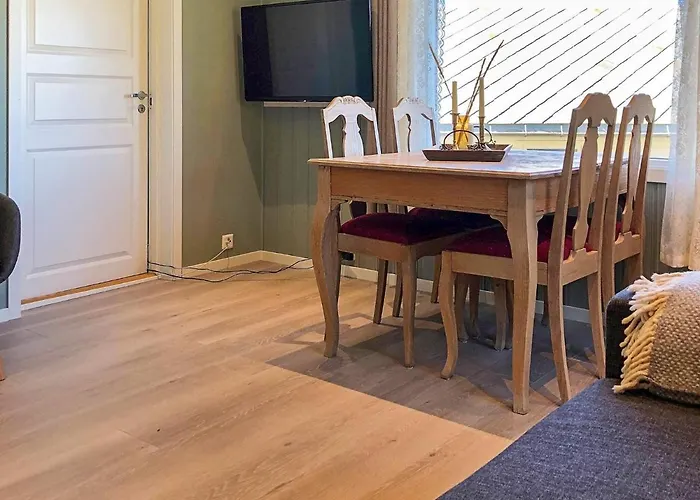 Дом отдыха 5 Person In Svelgen-by Traum *