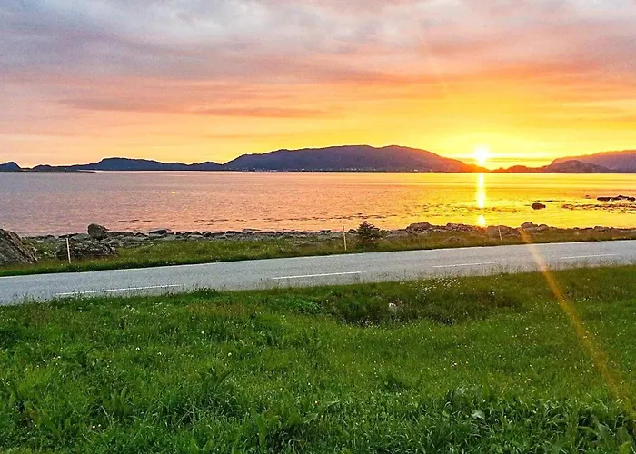 5 Person In Svelgen-by Traum Svelgen